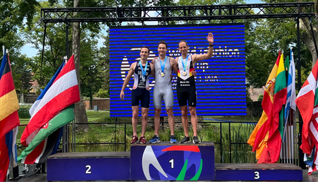 Kraftakt beim Triathlon in Ungarn – Bronze für Björn Maas